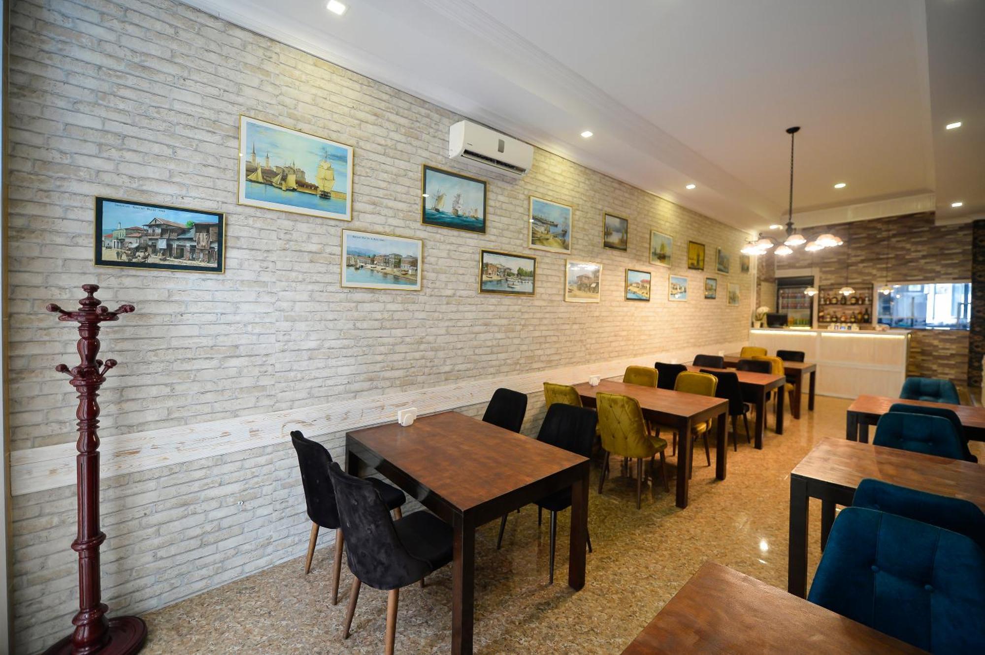 באטומי Aura Boutique Hotel מראה חיצוני תמונה