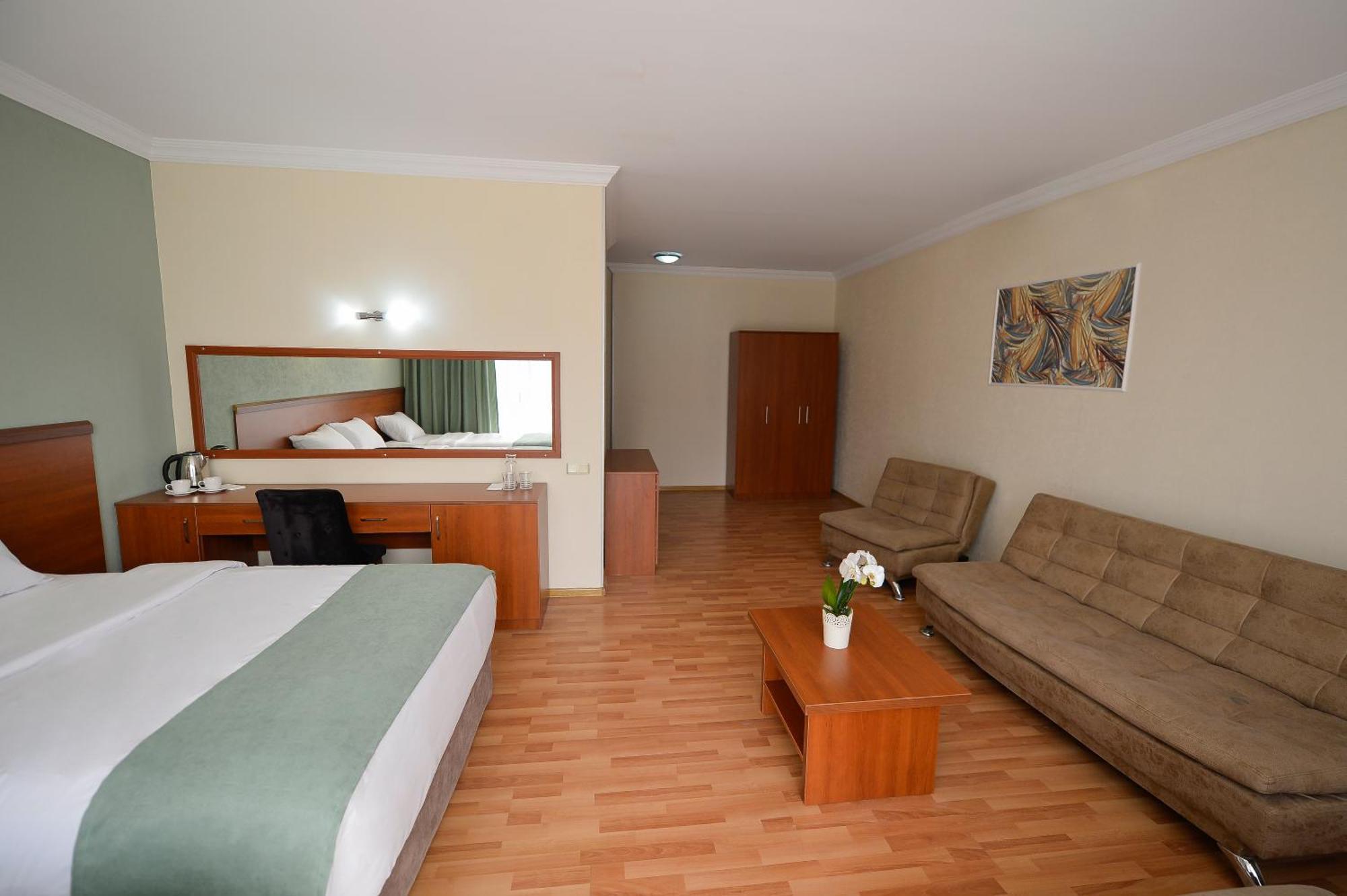 באטומי Aura Boutique Hotel מראה חיצוני תמונה