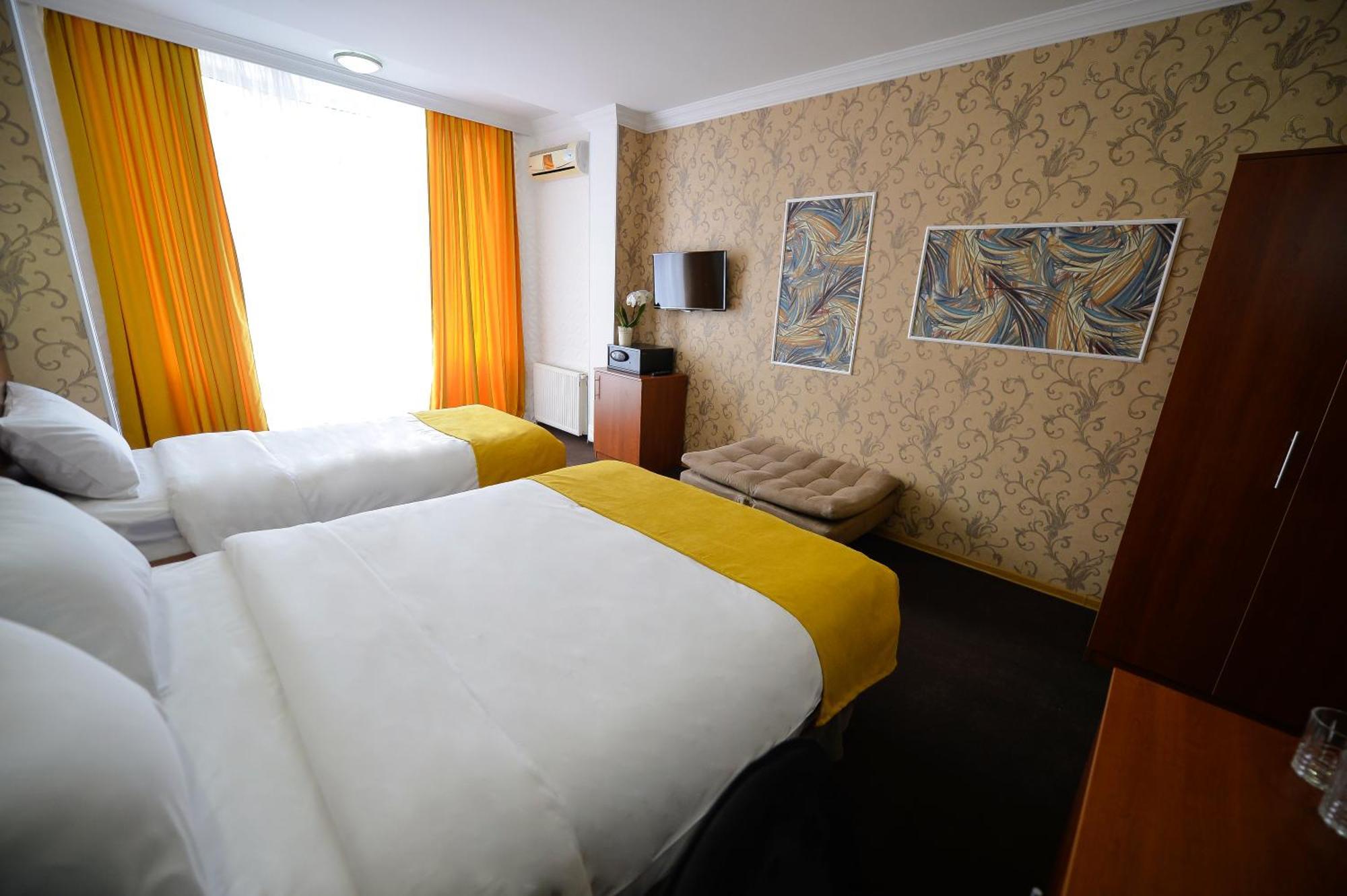 באטומי Aura Boutique Hotel מראה חיצוני תמונה