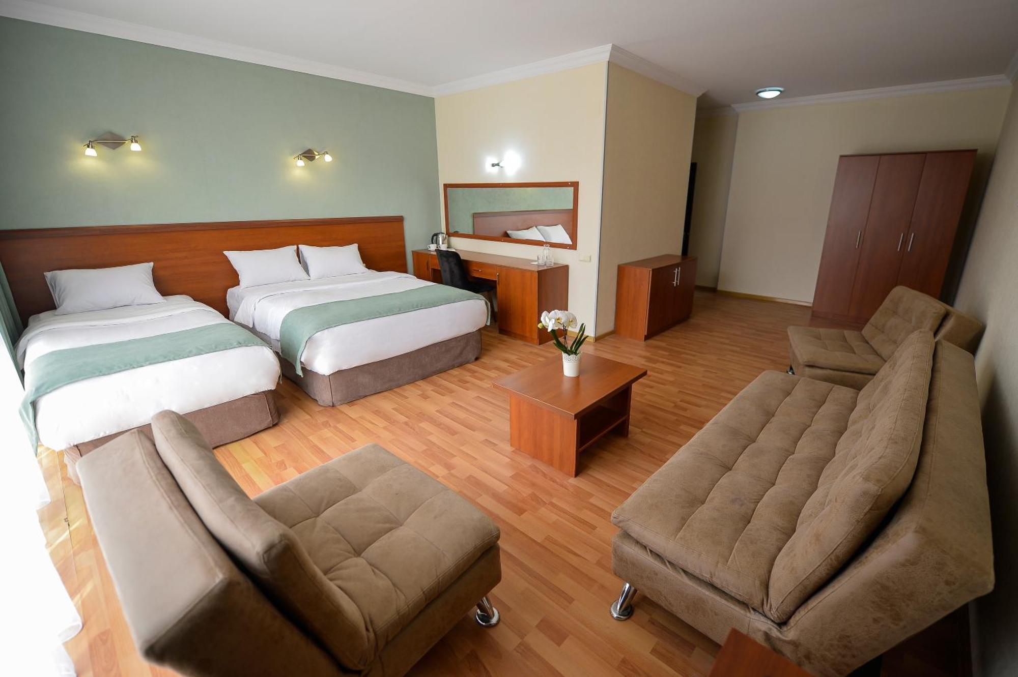 באטומי Aura Boutique Hotel מראה חיצוני תמונה