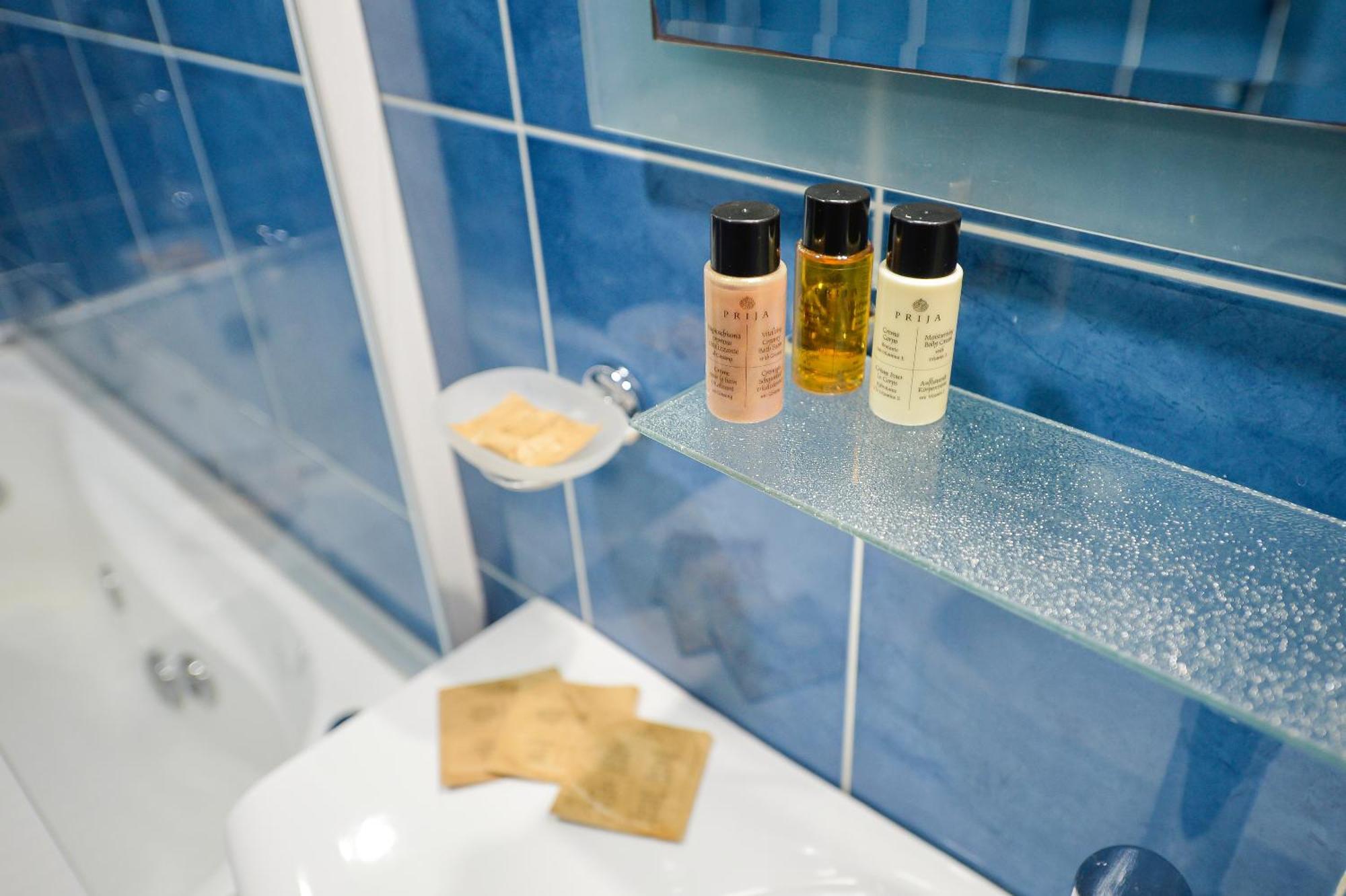 באטומי Aura Boutique Hotel מראה חיצוני תמונה